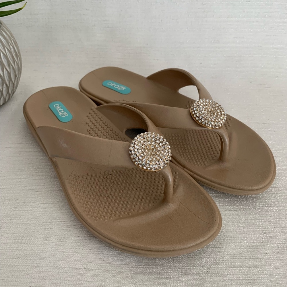 Oka-B Lucky Crystal Cream Flip Flop Sandals Woman’s S 5-6